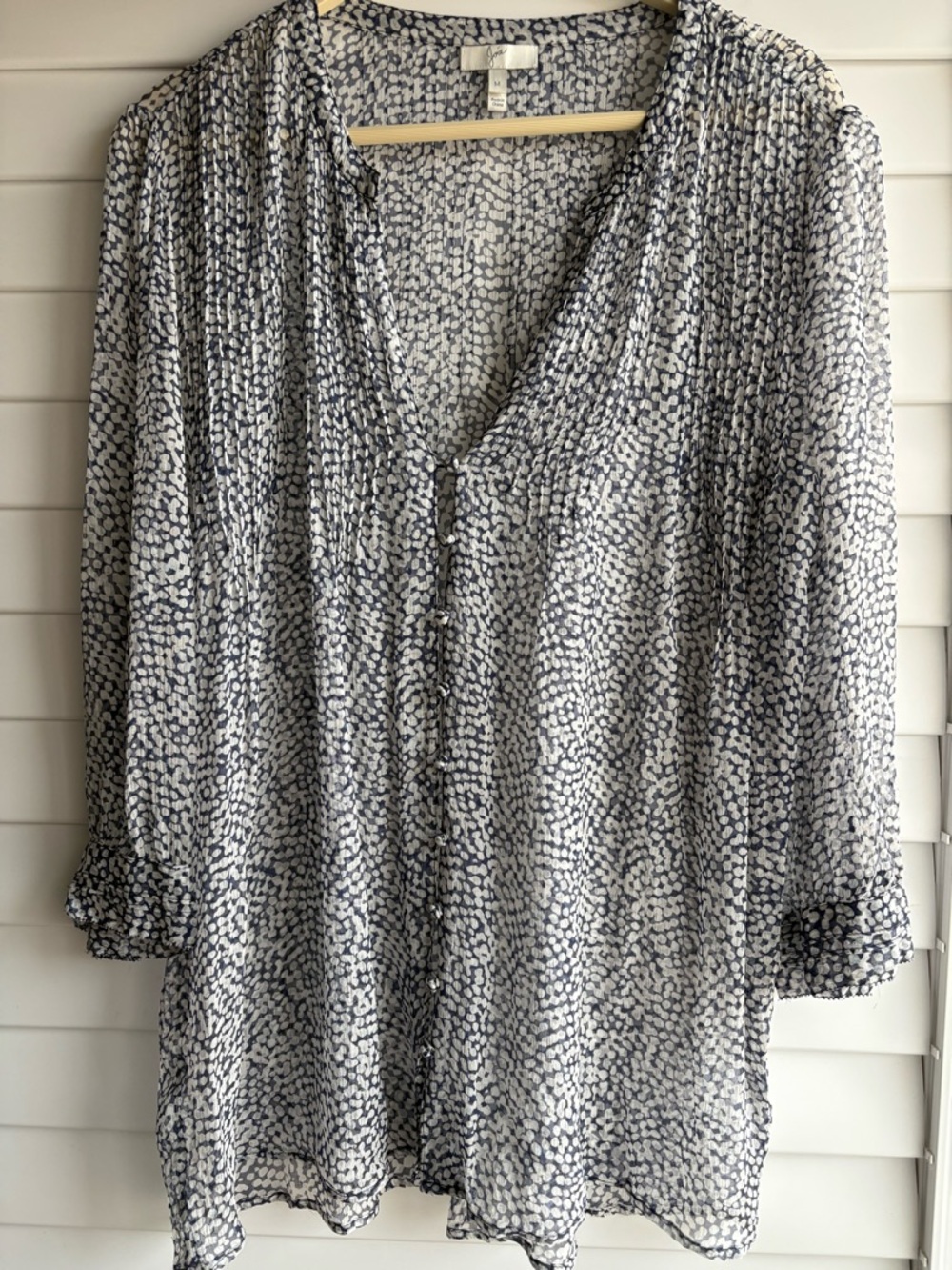 Joie Silk White and Navy Printed Pleated V-Neck Tunic